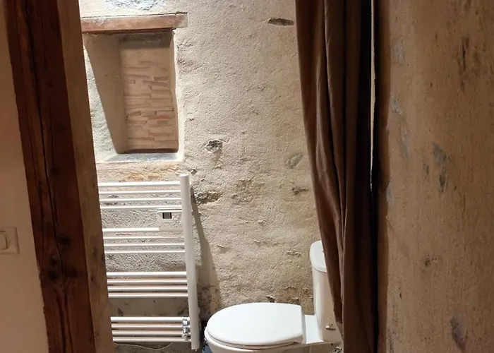 Charmante Bords Du Louet . Hébergement de vacances